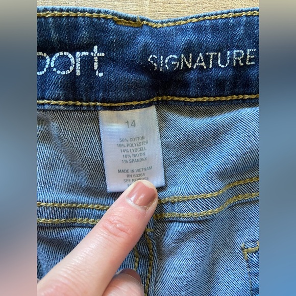 Westport (Dressbarn) women’s plus size 14 signature fit bootcut blue denim jeans - Picture 7 of 8